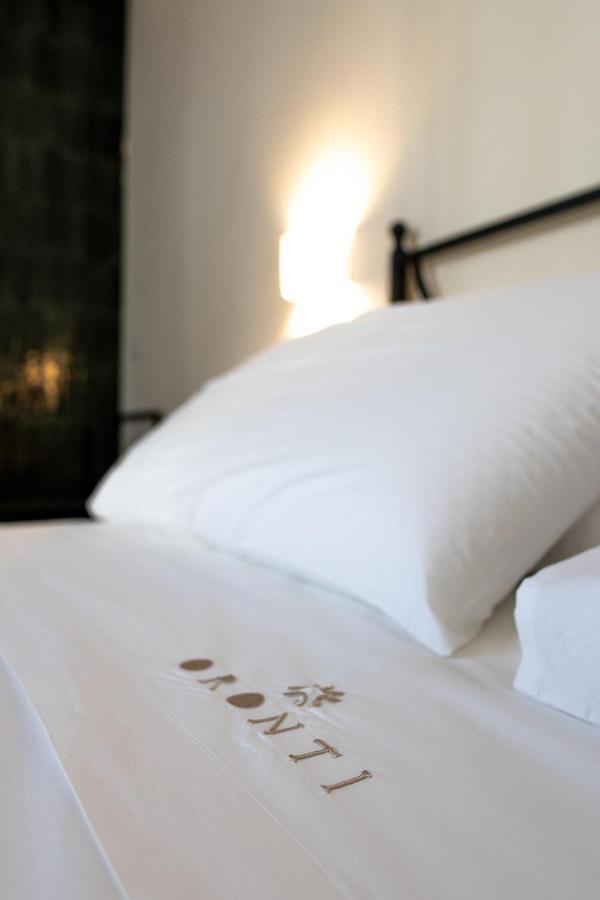 Oronti Accommodations Лечче Екстер'єр фото