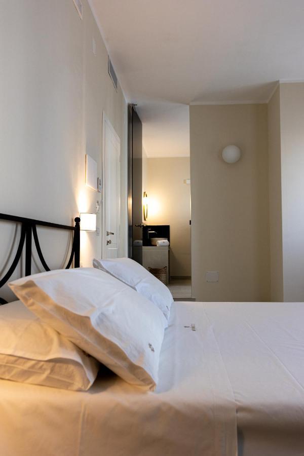 Oronti Accommodations Лечче Екстер'єр фото