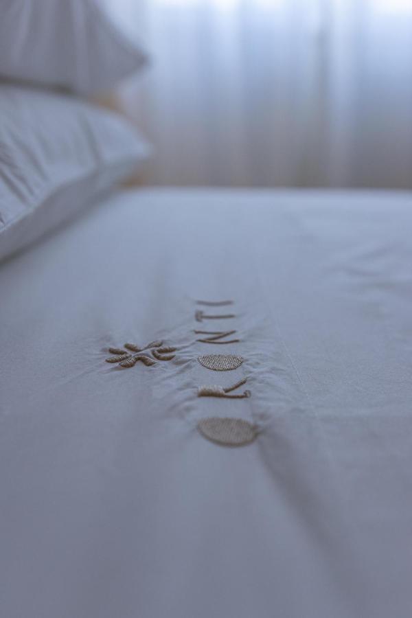 Oronti Accommodations Лечче Екстер'єр фото